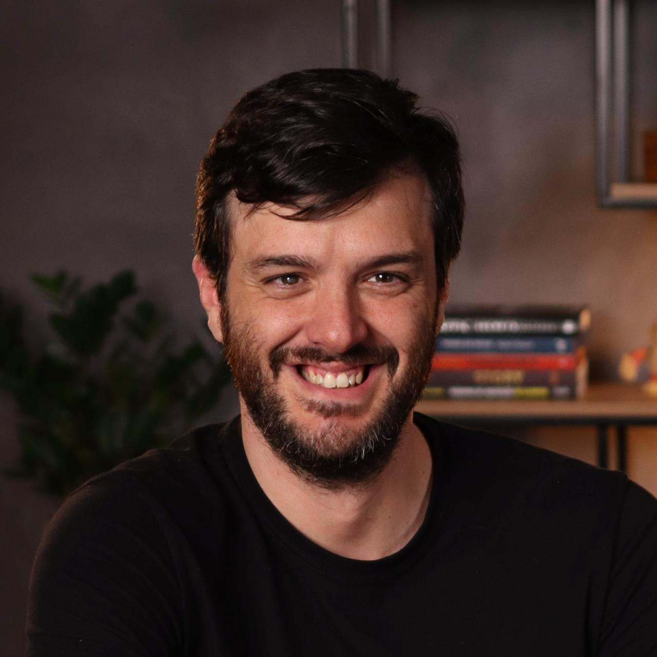 Henrique Caner - Founder